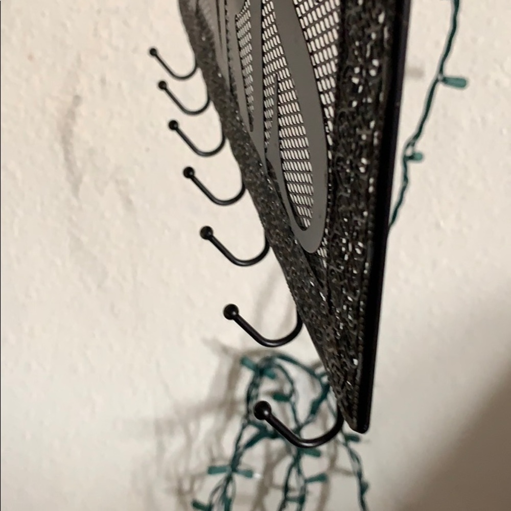 Earring Tree - Picture 2 of 2